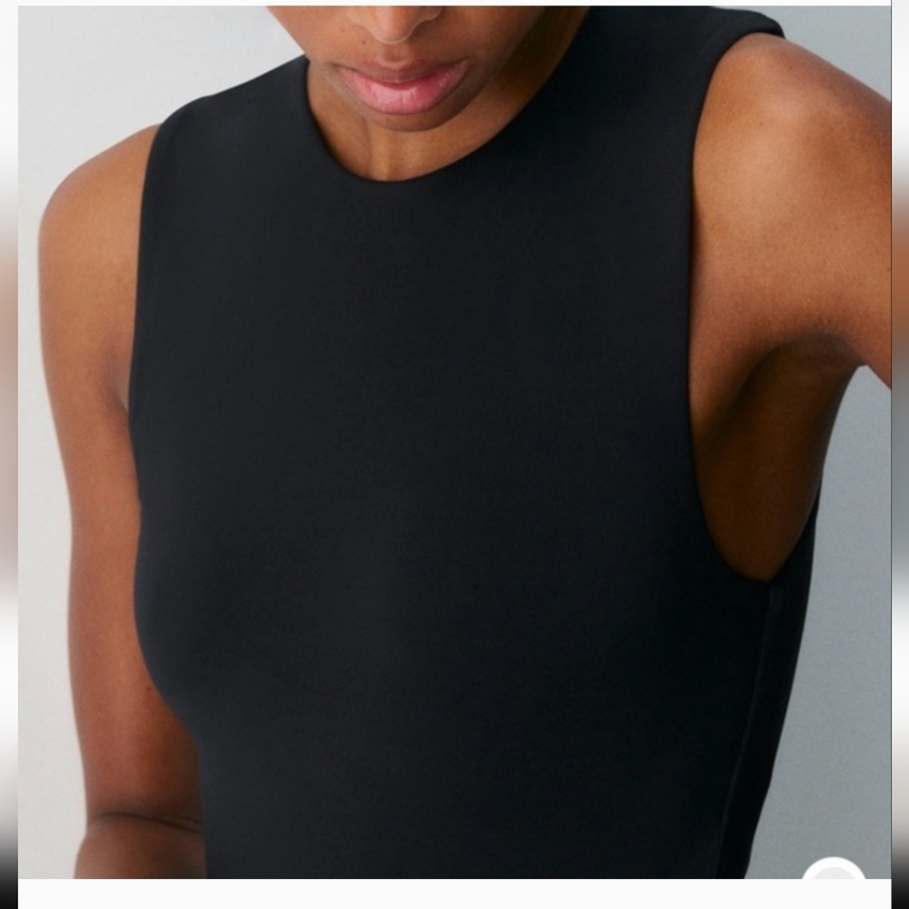 BAbaton SCULPT TOP elegant Black Sleeveless Top - Picture 2 of 3